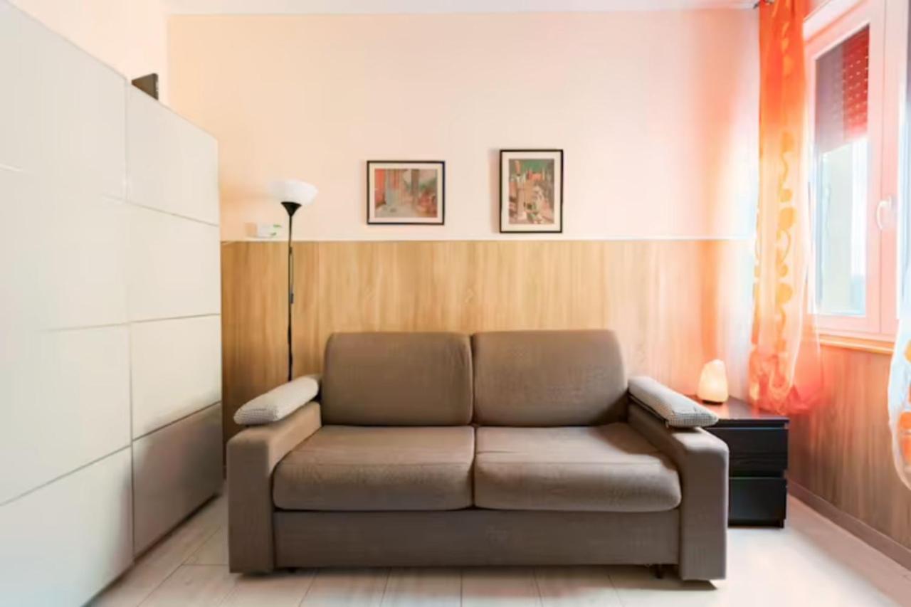 Milan Sweet Home Metro, Linate E Sky Studio Экстерьер фото